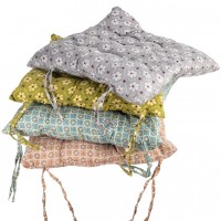 Подушка на стілець 40*40см "Маленькі квіти" стьобана із зав'язками №5